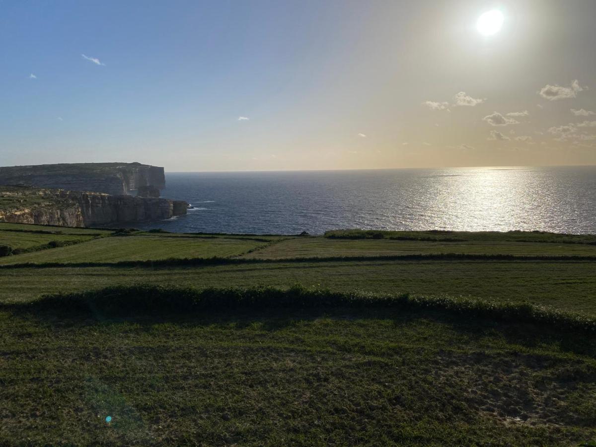 Gozo Dwejra Views Apartment San Lawrenz Bagian luar foto