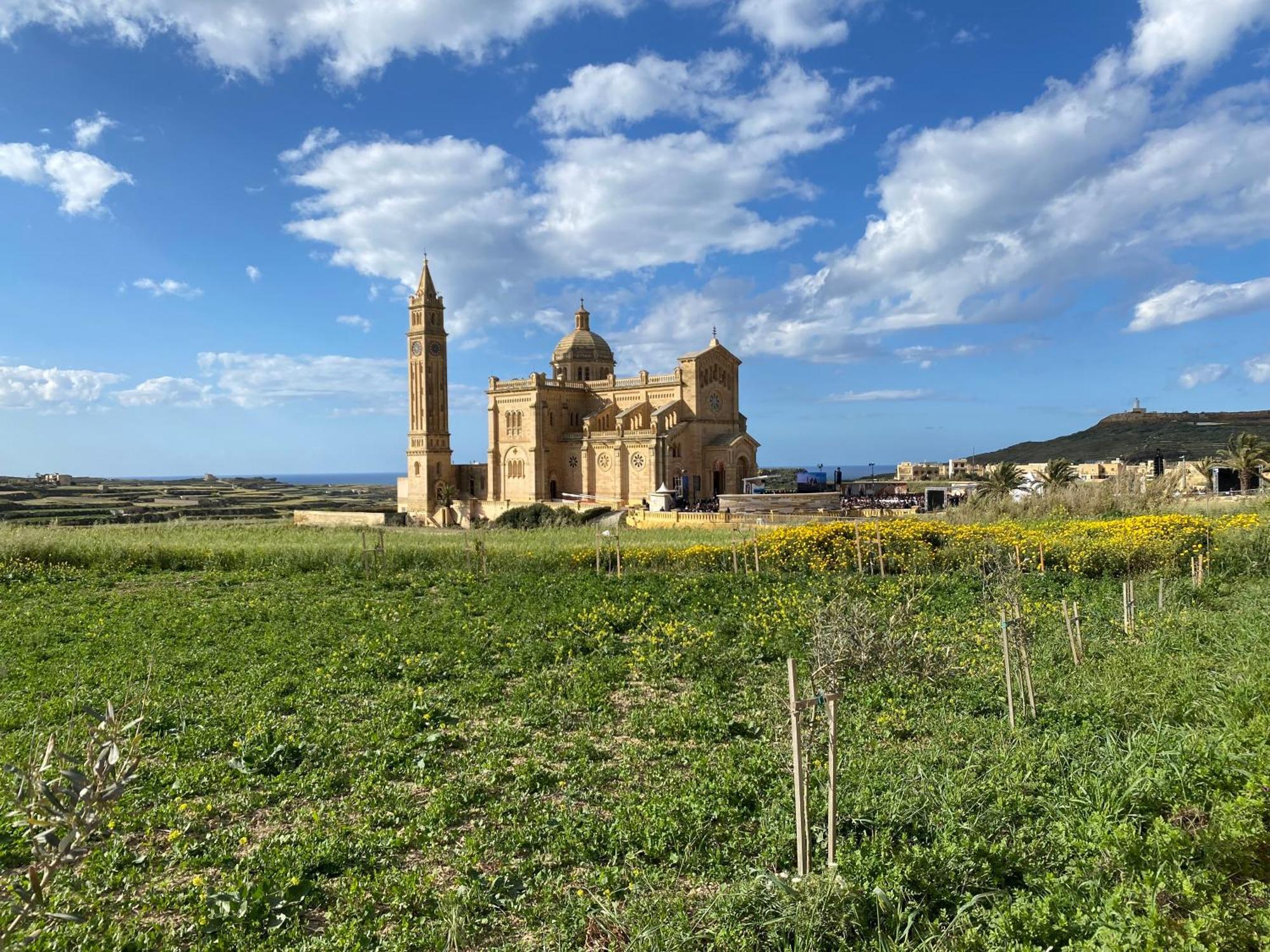 Gozo Dwejra Views Apartment San Lawrenz Bagian luar foto